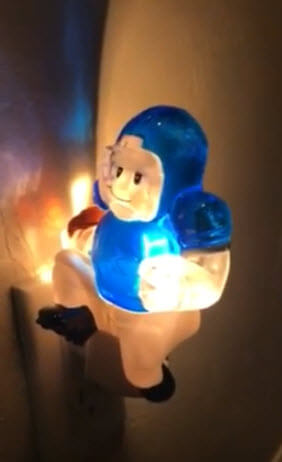 University of Kentucky Wildcats Running Football Player Night Light